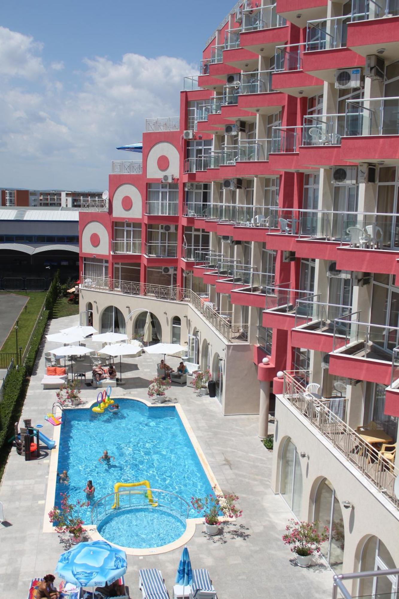 Rose Garden Omax Apartments Pantai Sunny Luaran gambar