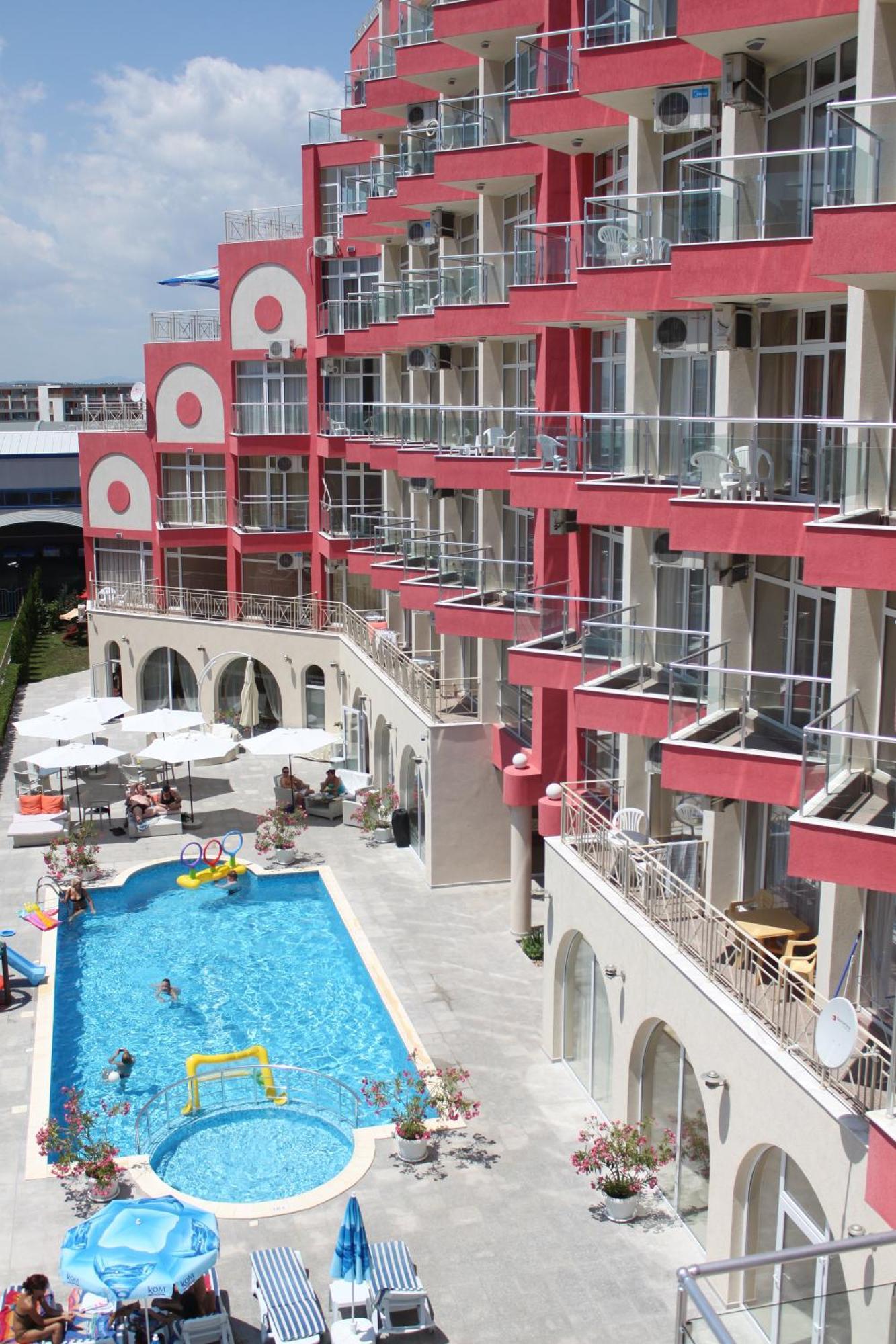 Rose Garden Omax Apartments Pantai Sunny Luaran gambar