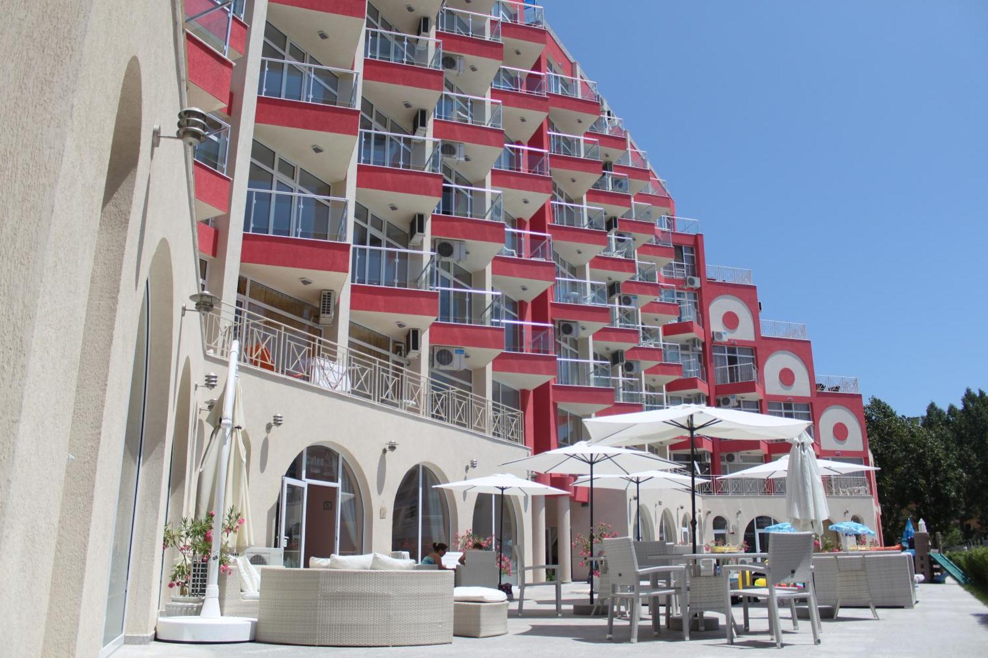 Rose Garden Omax Apartments Pantai Sunny Luaran gambar