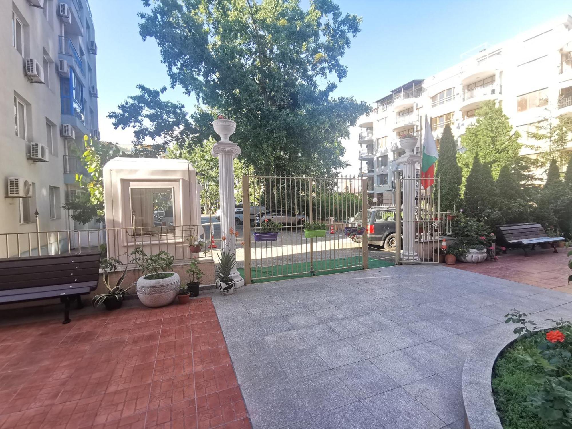 Rose Garden Omax Apartments Pantai Sunny Luaran gambar