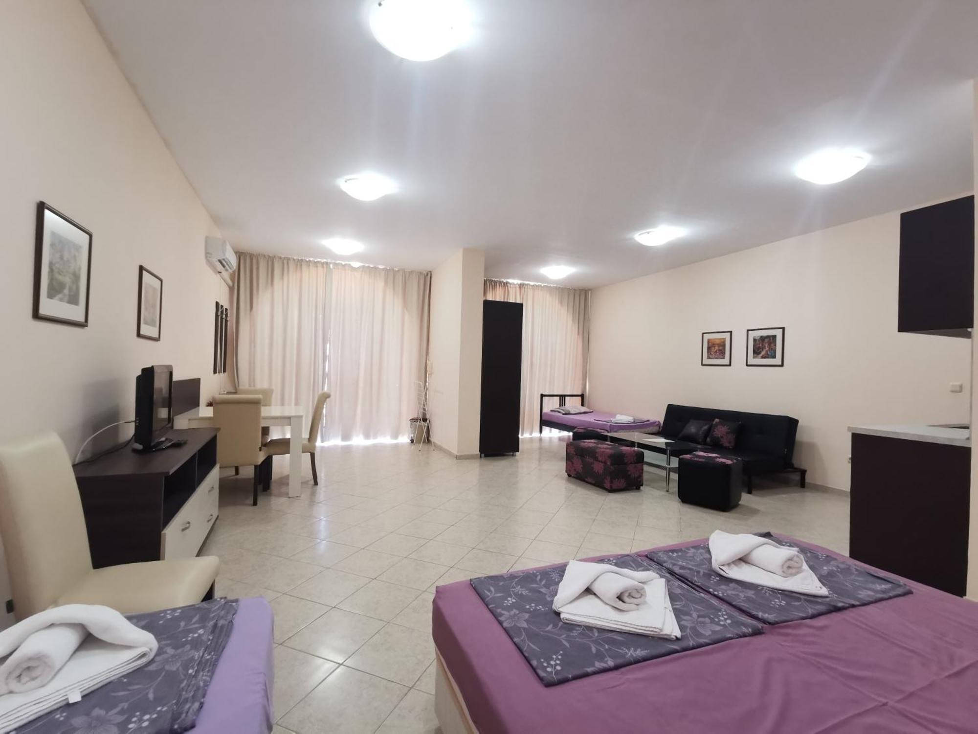 Rose Garden Omax Apartments Pantai Sunny Bilik gambar