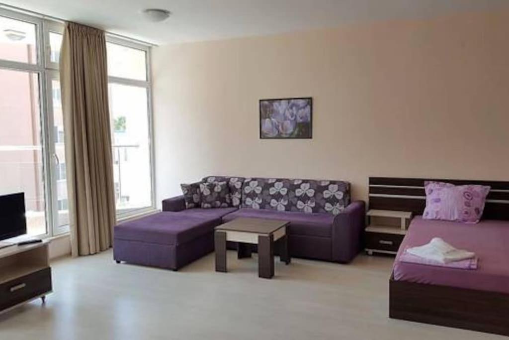 Rose Garden Omax Apartments Pantai Sunny Luaran gambar