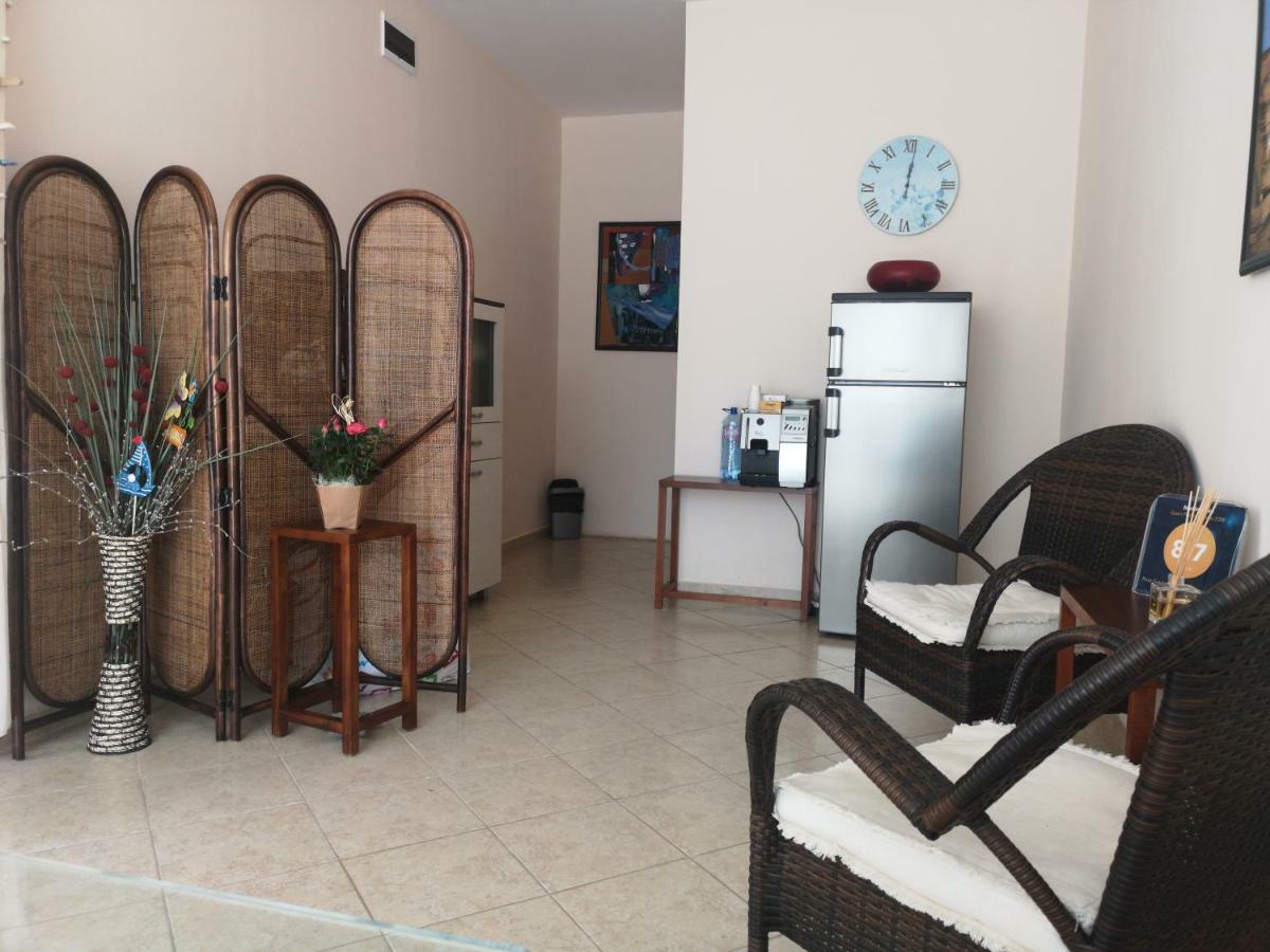 Rose Garden Omax Apartments Pantai Sunny Luaran gambar